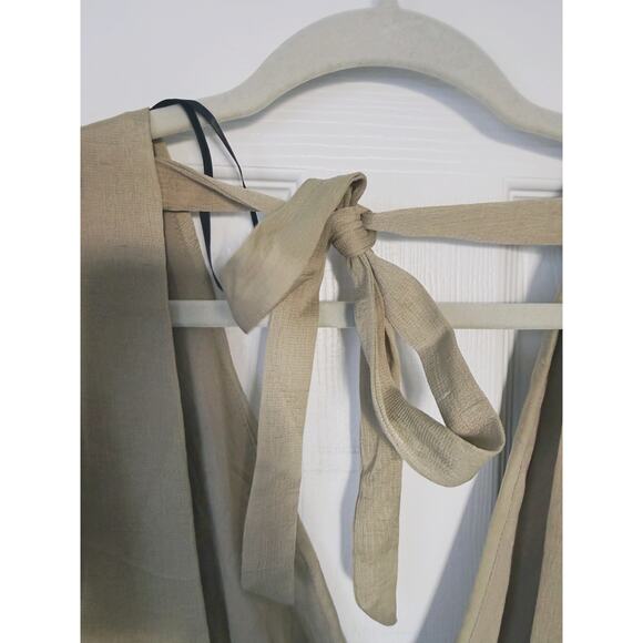 NWT Petal and Pup Orin Short Sleeve Bow Back Jumpsuit Olive Green Size 6 Boho - Picture 13 of 15